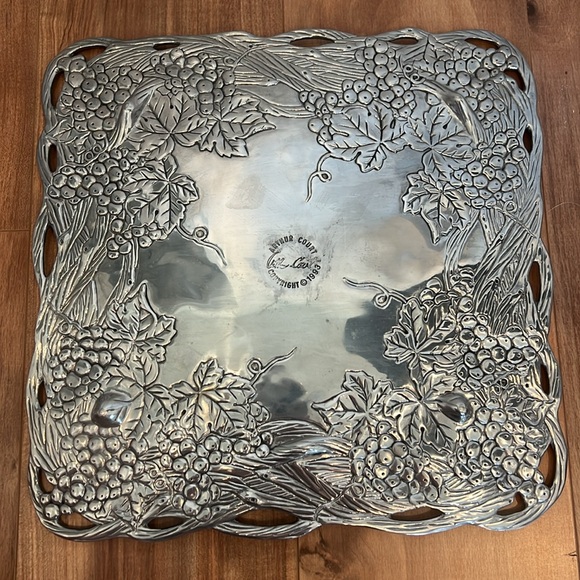 ARTHUR COURT Square Tray 1993 Pewter Grapes 12" x 12" - Picture 3 of 3